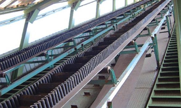 Steep / High Angle Belt Conveyor